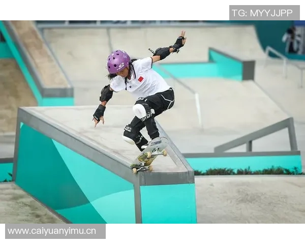 滑板战术解析:杭州滑板队边路渗透体系的创新与实践探讨 滑板战术解析:杭州滑板队边路渗透体系的创新与实践探讨